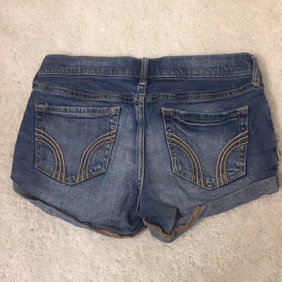 Denim shorts - Picture 3 of 5
